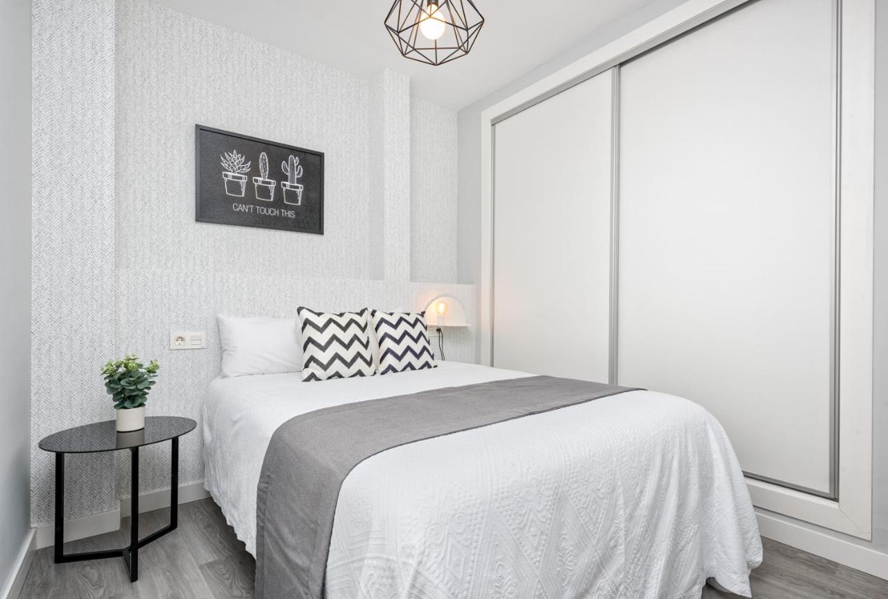 Iloftmalaga Martires Apartment Ngoại thất bức ảnh